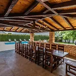 Mp Luxury With Swimming Pool Zadar