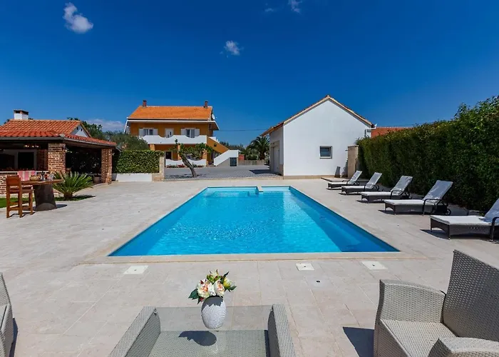 Mp Luxury With Swimming Pool *